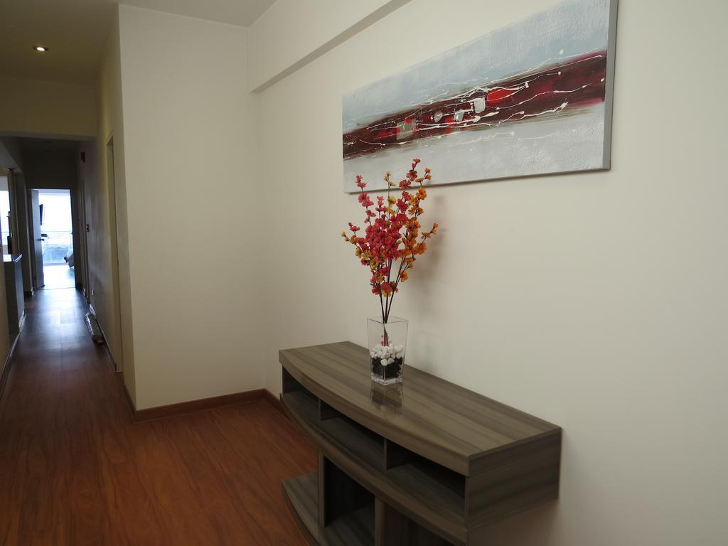 Spacious Apartment In Miraflores Lima Room photo